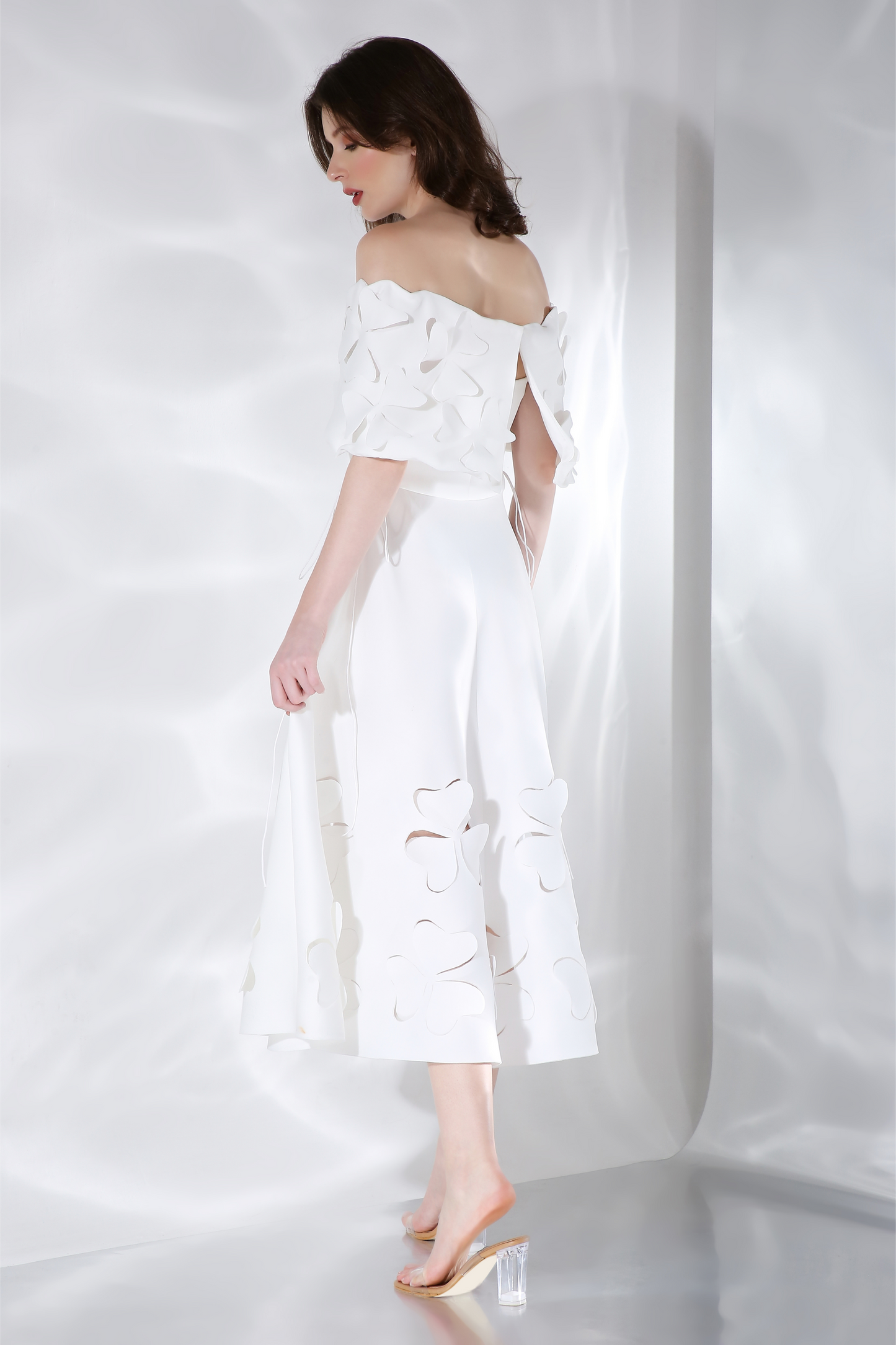 Wired cutout wrap