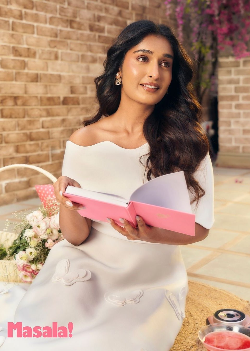 Niharika NM in Amyra
