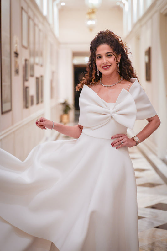 Kamiya Jani in Imperial + Bow Wrap