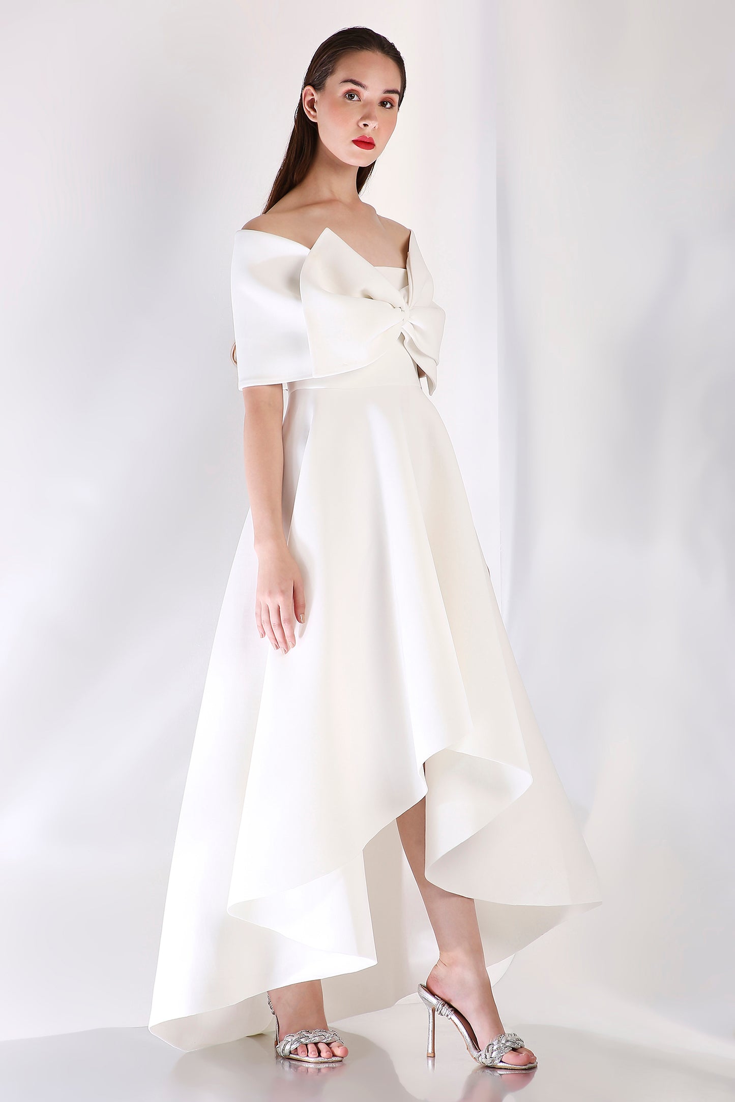 Kamiya Jani in Imperial + Bow Wrap