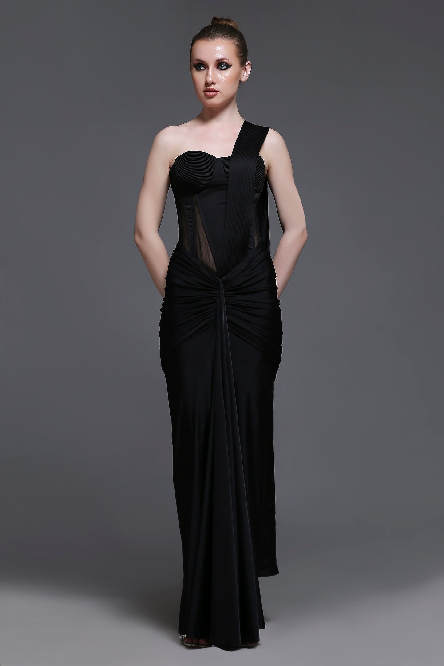 Noir Georgia Set + Drape
