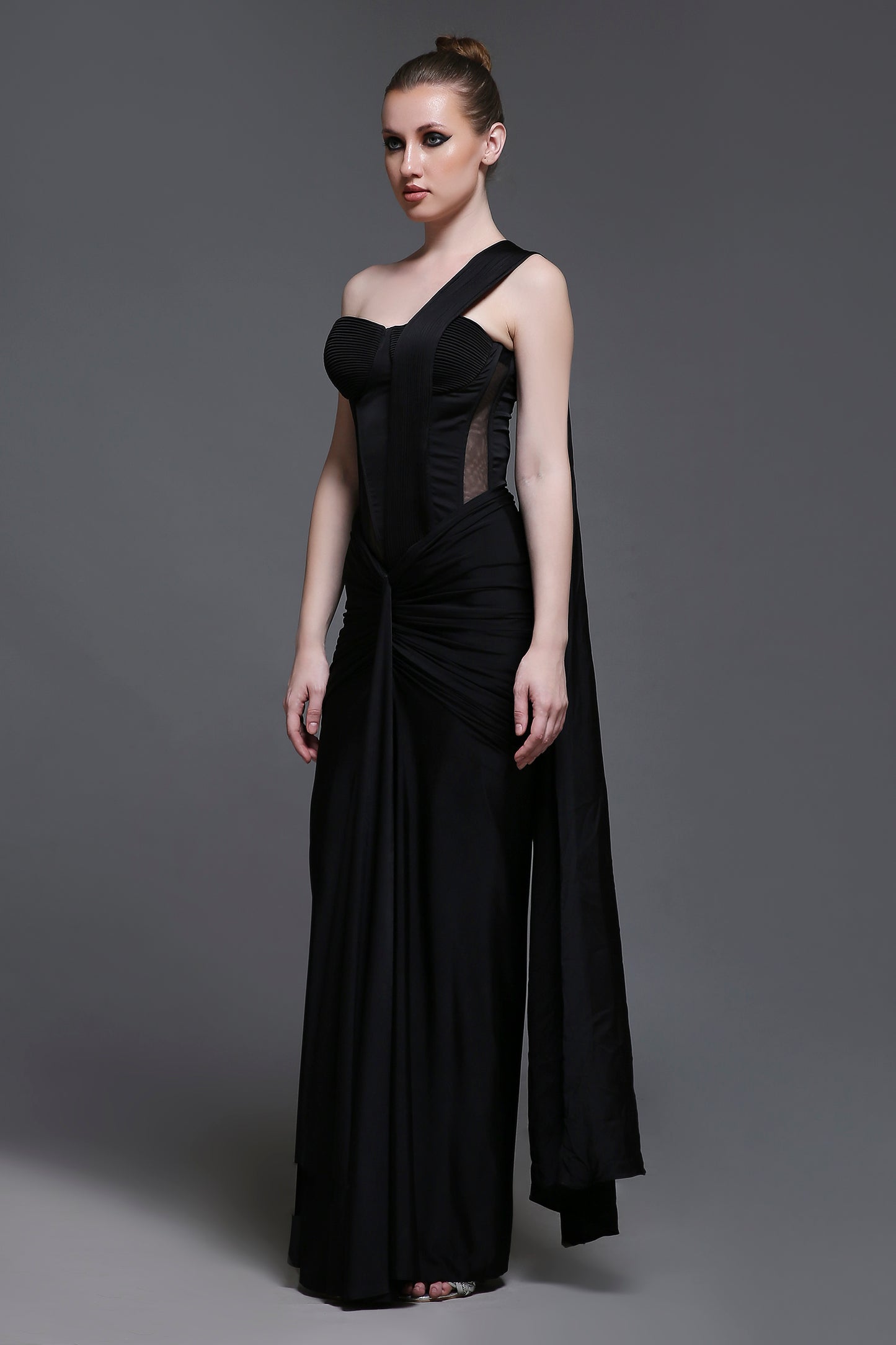 Noir Georgia Set + Drape