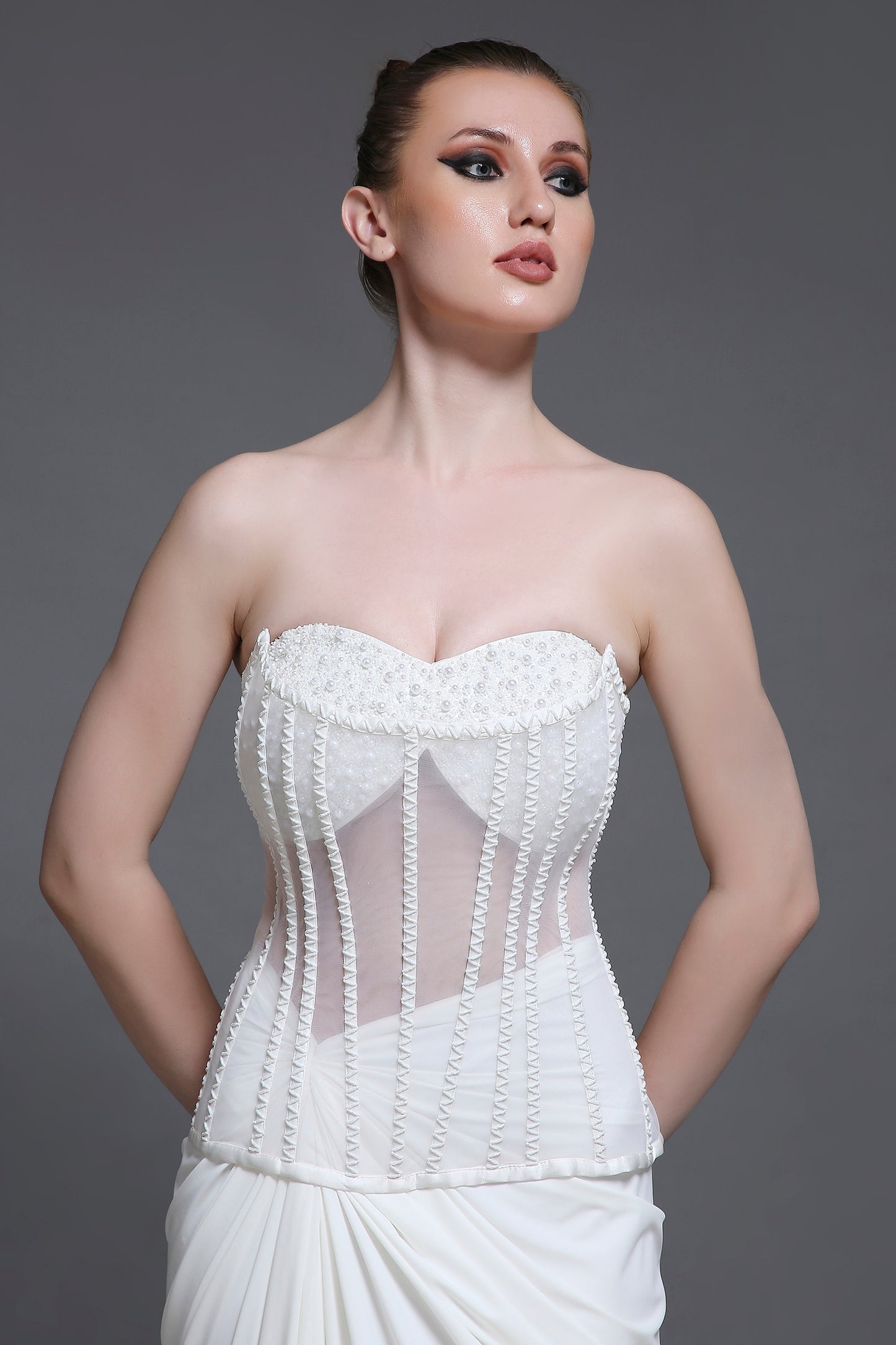 Blanc Lily Set + Drape