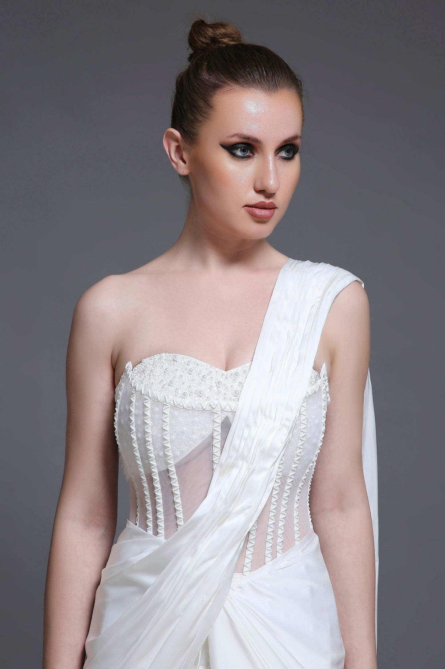 Blanc Lily Set + Drape
