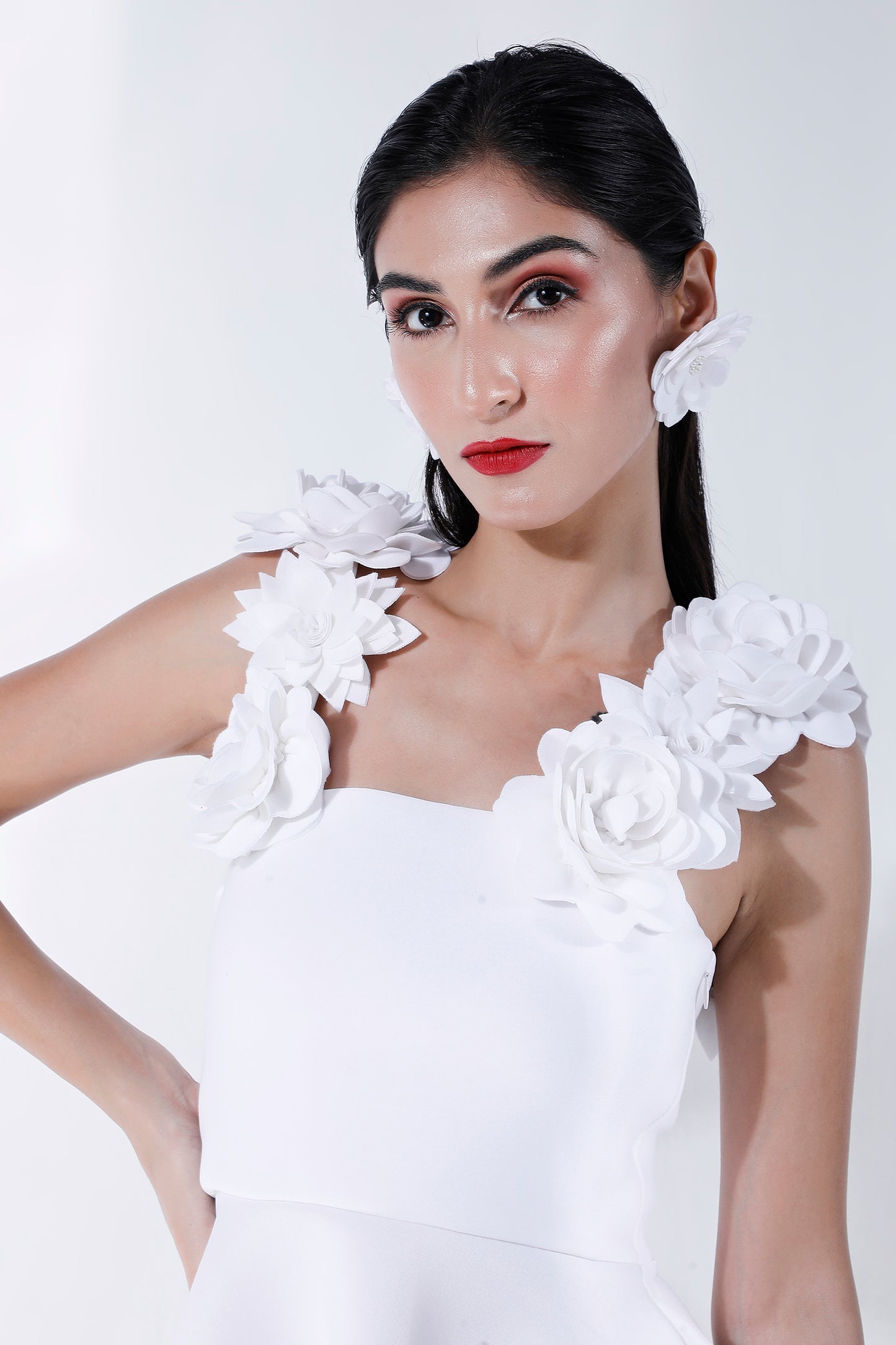 Detachable floral straps