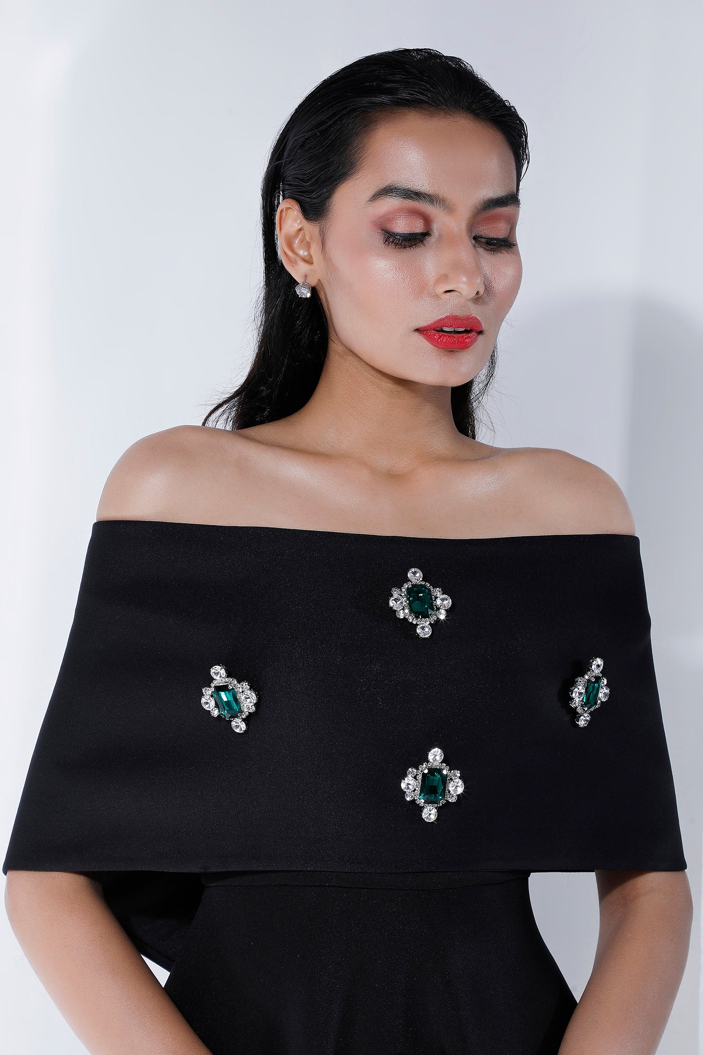 Detachable Emerald Studded Wrap
