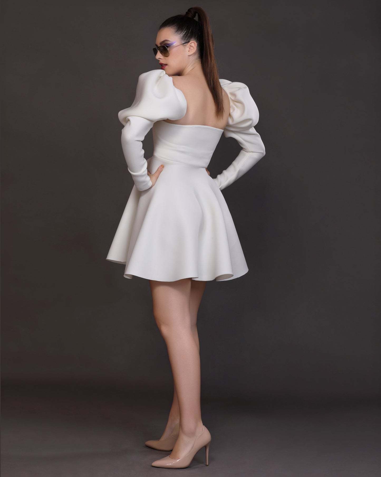 Detachable exaggerated sleeves