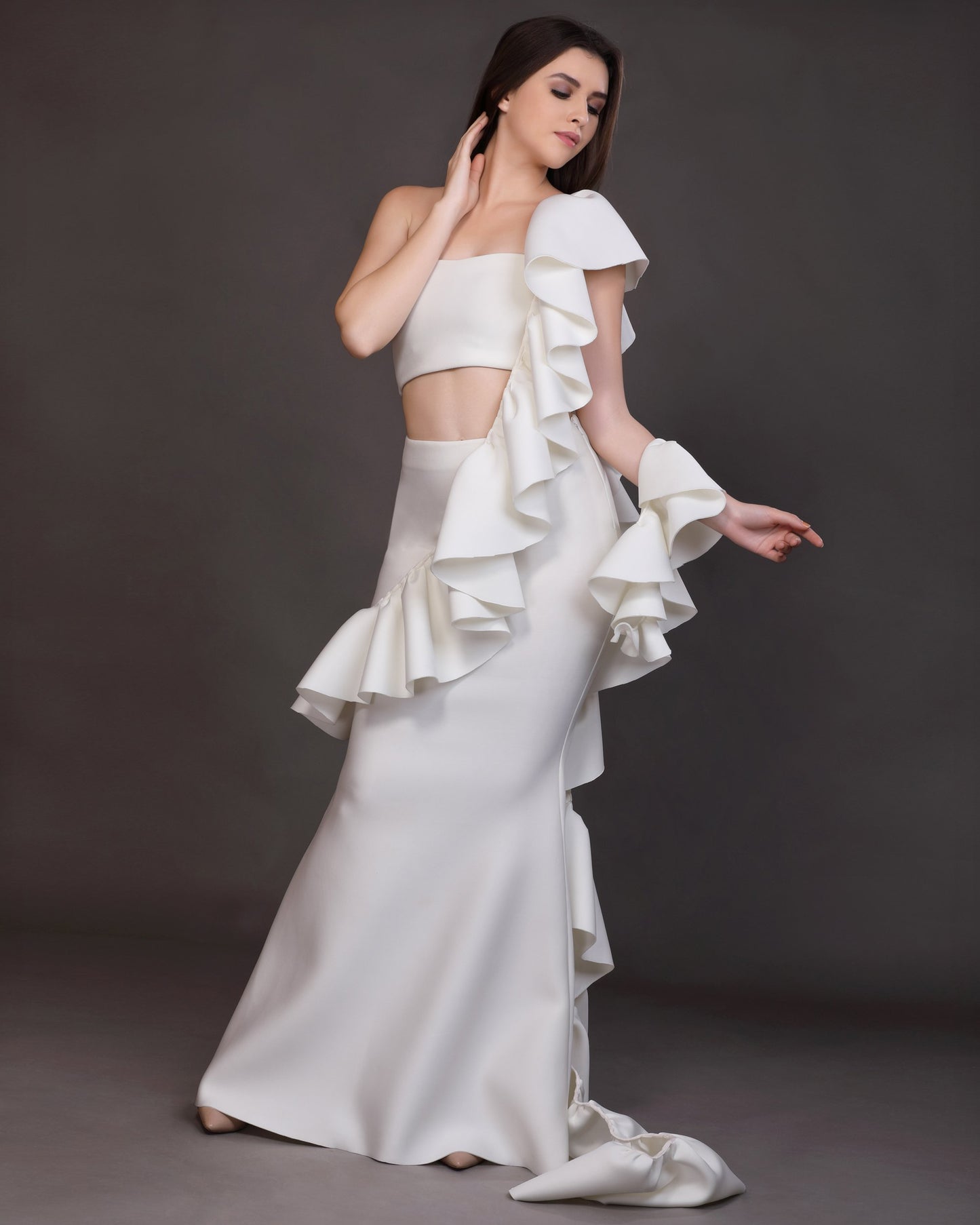 Essence- Versatile Frill Drape