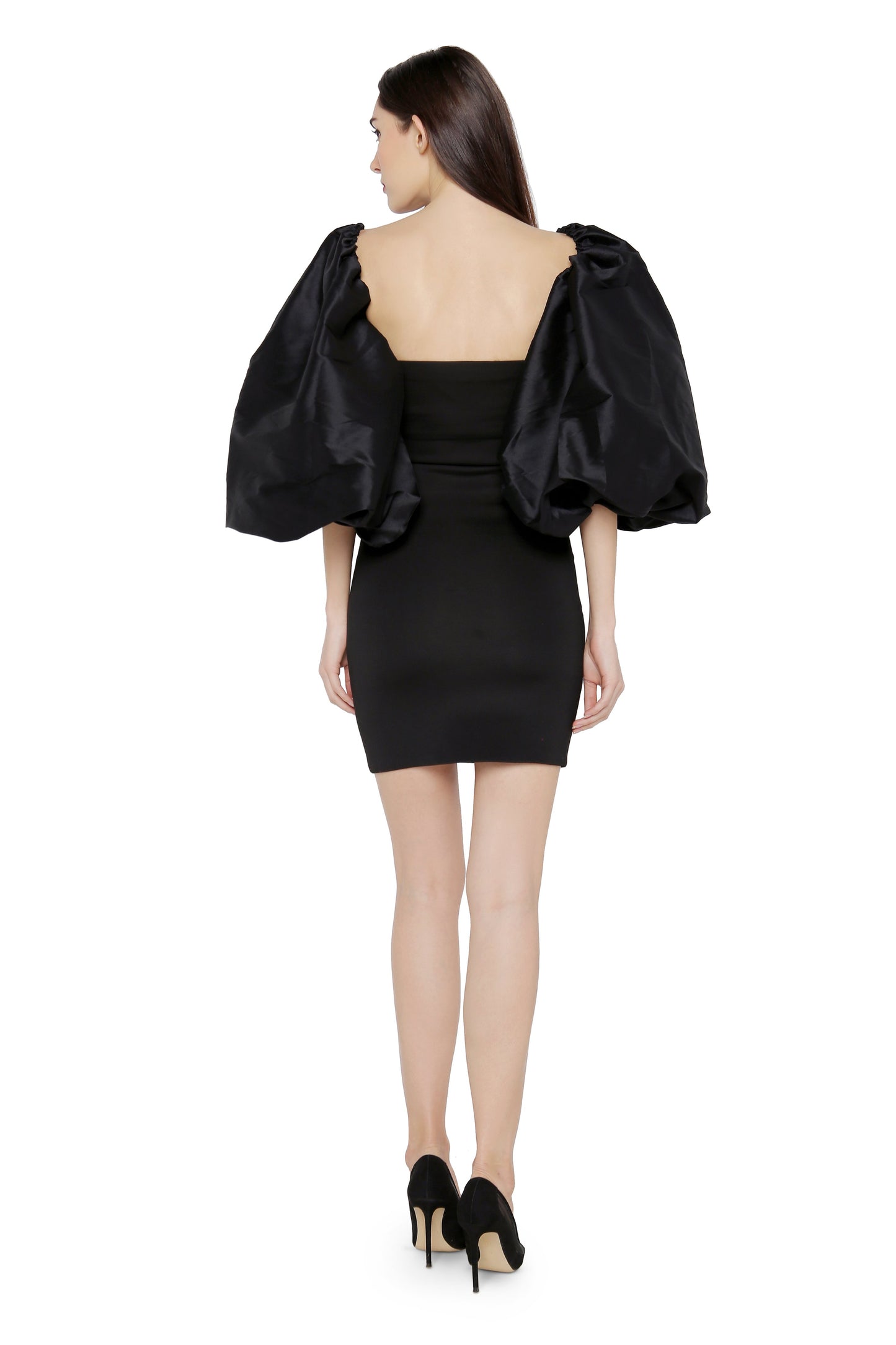 Peyton + exaggerated sleeves