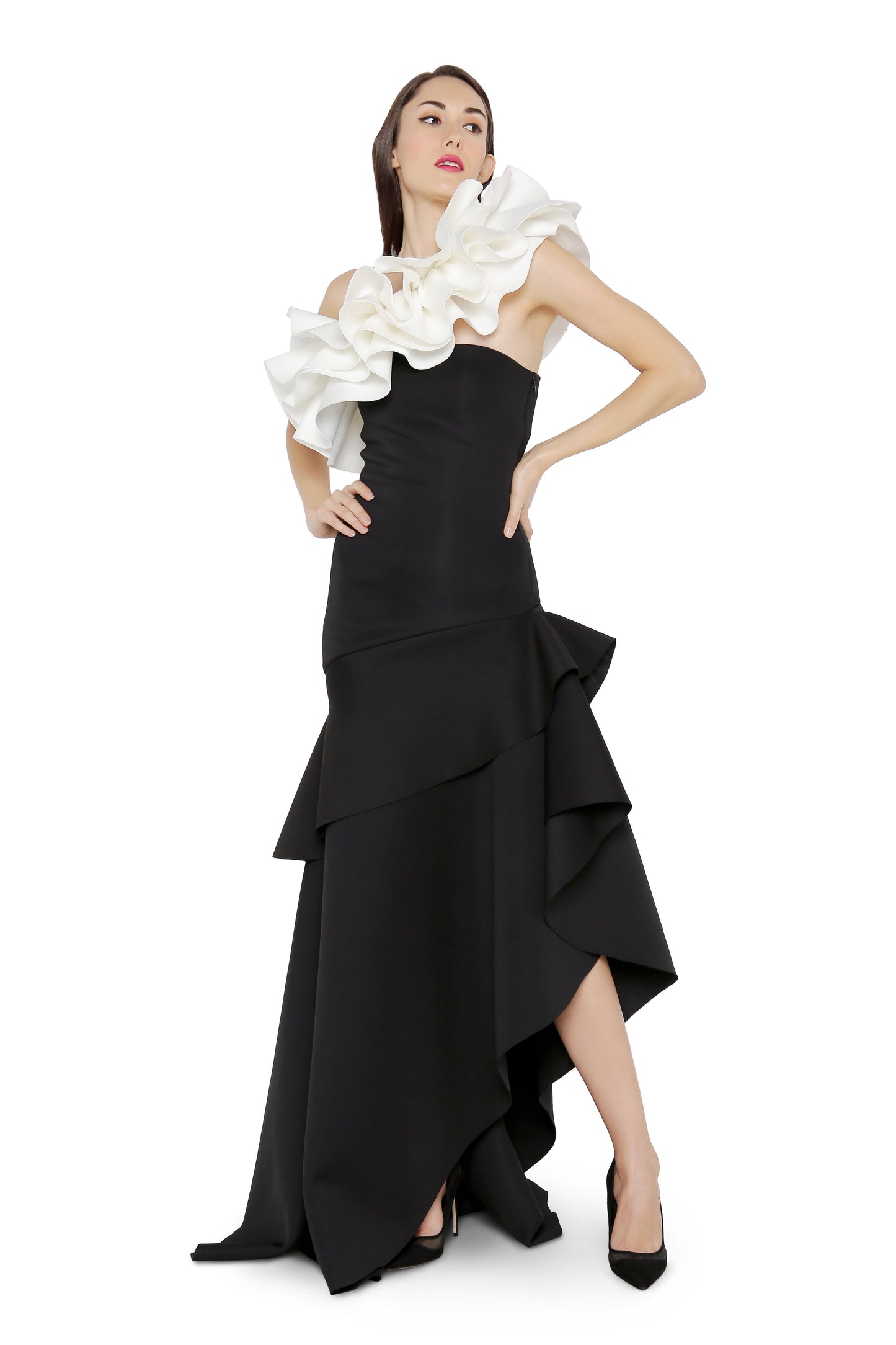 Alexis + white frill