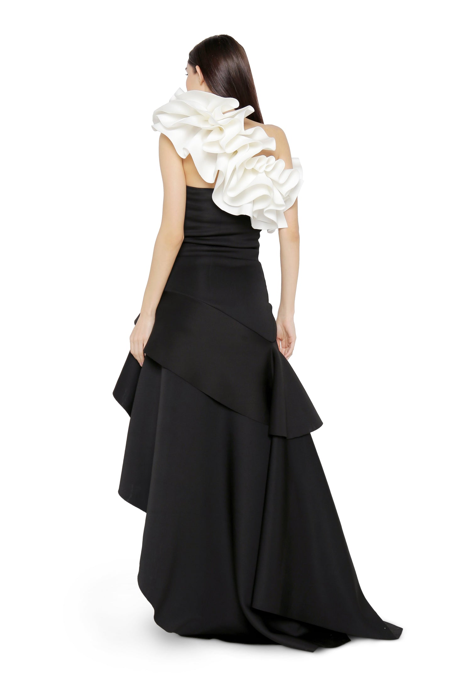Alexis + white frill