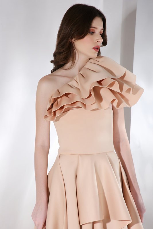 One shoulder ruffles